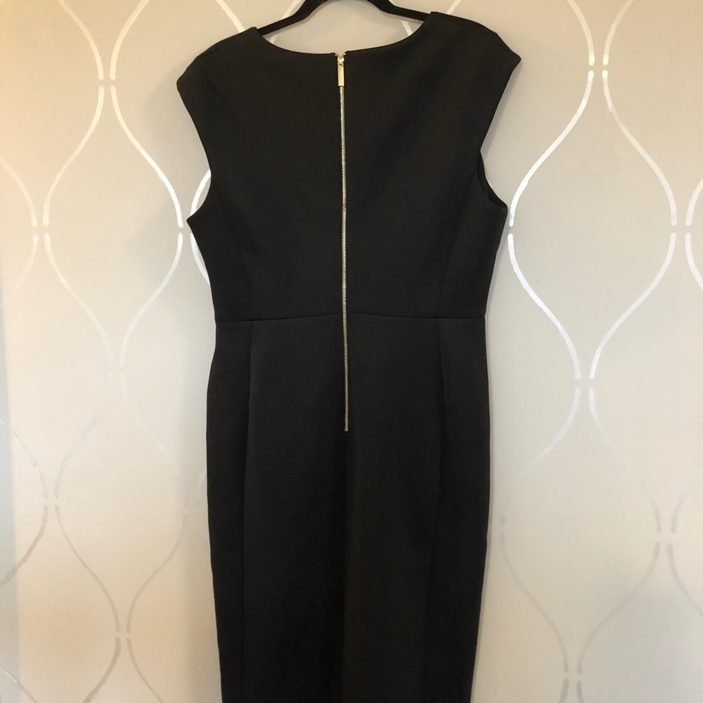 Calvin Klein V Neck Sleeveless Sheath - LBD - size 14 - back gold zipper detail